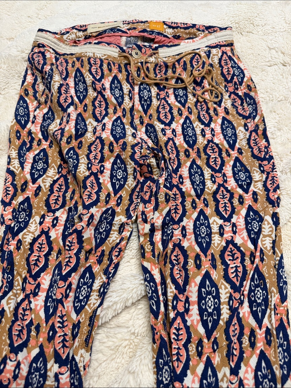 Anthropologie Pilcro Navy, Pink & Brown Printed Cropped Pants